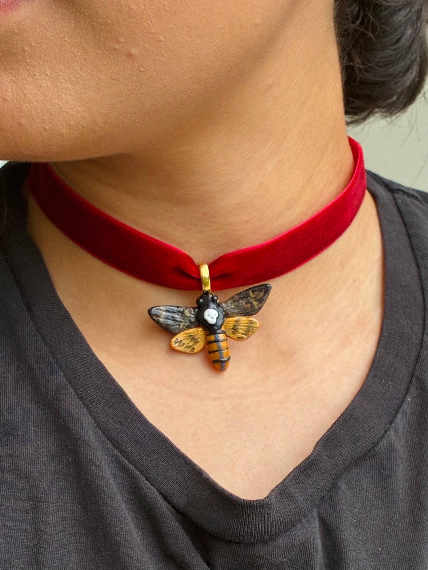 Moth Choker
