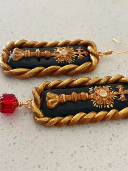 Hoc Est Earrings